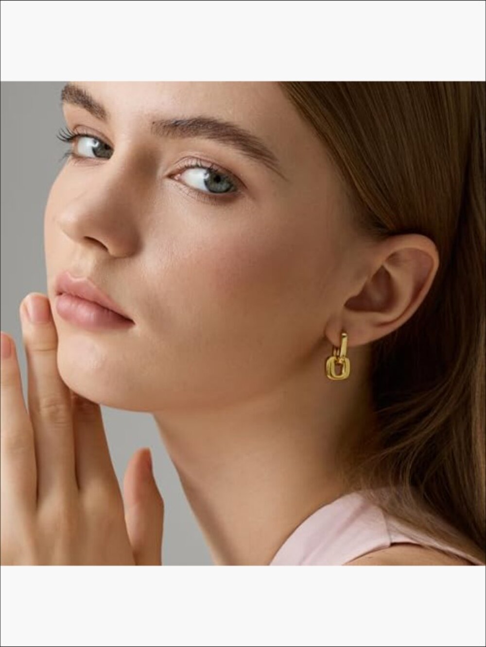 18K Gold Plated Chunky Hoop Earrings for Women Fashion Thick Gold Hoops Set - Picture 6 of 7